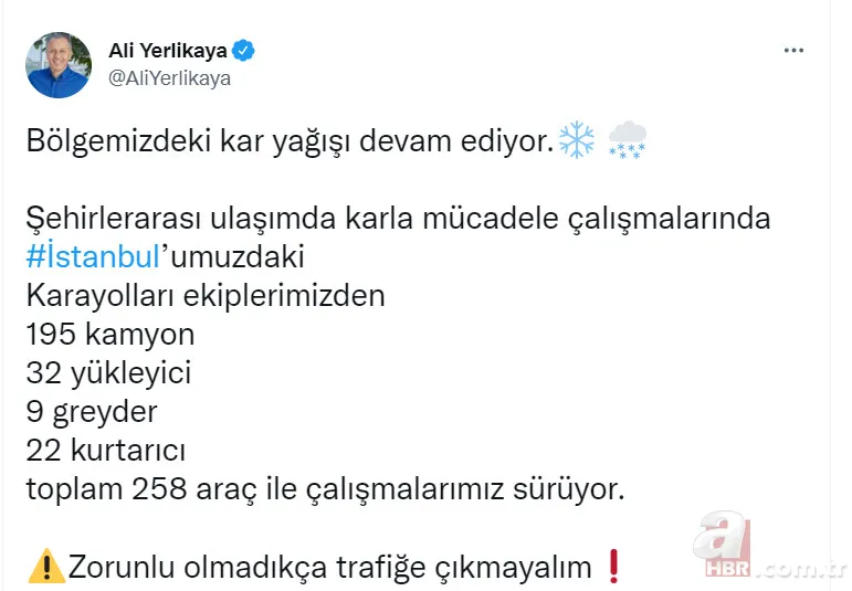 İstanbul beyaz örtüyle kaplandı! Ulaşımda aksama | Vali Yerlikaya uyardı: Zorunlu olmadıkça trafiğe çıkmayın 14