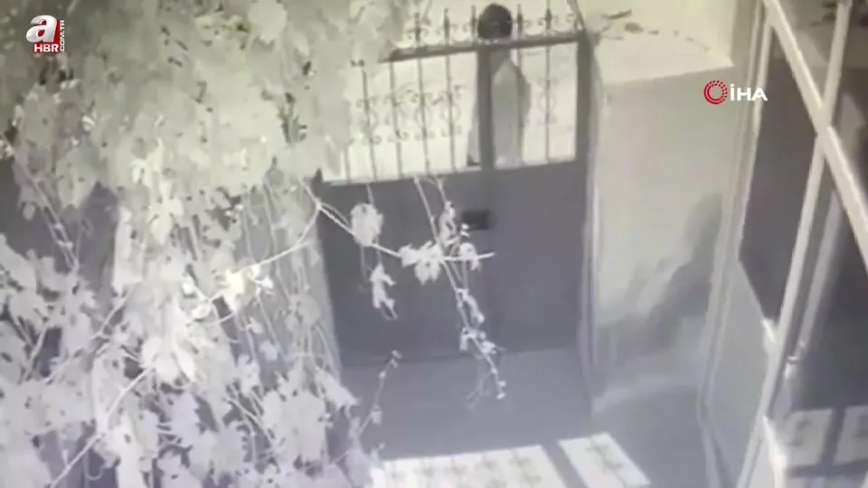 Suç makinesi hırsız saklandığı camide yakalandı