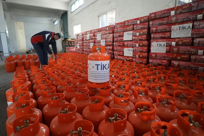TİKA Filistinli 1100 aileye yardım paketi dağıttı - 6
