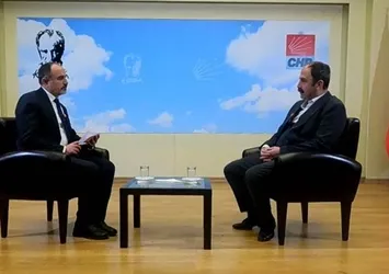 Kılıçdaroğlu'nun özerklik isteyen danışmanı halkın kırmızı çizgisi aştı! Terör kanalını konuk edip Türk bayraklarını kaldırttı