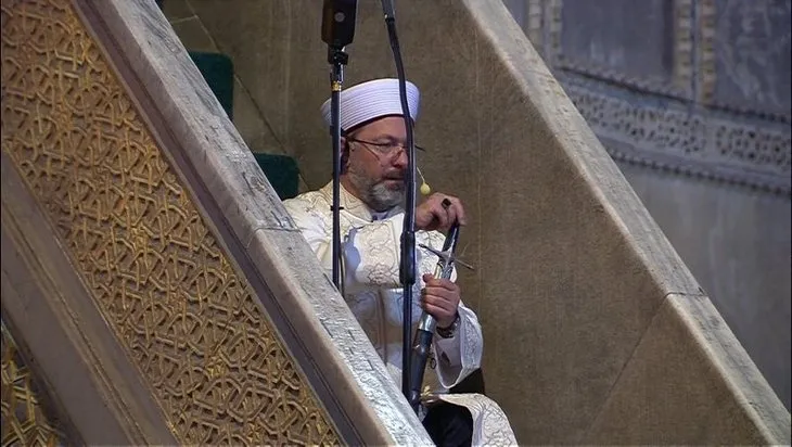 86 yıllık hasret bir cuma vakti vuslata erdi! Ayasofya Camii'nin ibadete açılışının yıl dönümü