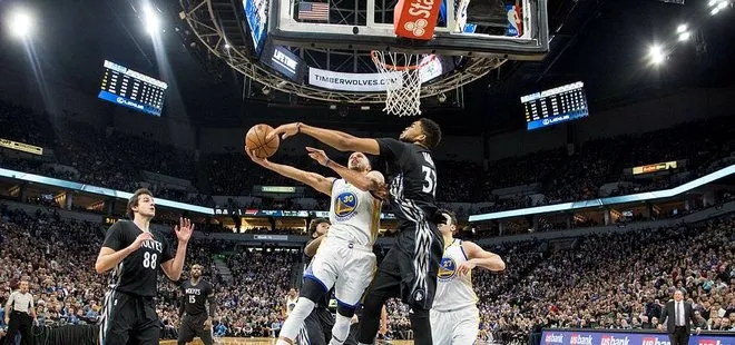 NBA'DE WARRİORS KÖTÜ GİDİŞE DUR DİYEMEDİ