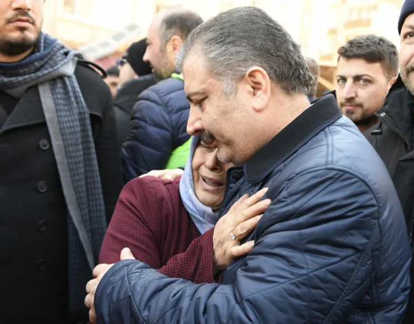saglik-bakani-fahrettin-koca-hatay-buyuksehir-belediyesi-baskani-lutfu-savasi-8-kez-aradim-acmadi-1676126253569.jpg Sağlık Bakanı Fahrettin Koca: Hatay Büyükşehir Belediyesi Başkanı Lütfü Savaş'ı 8 kez aradım ulaşamadım - 2