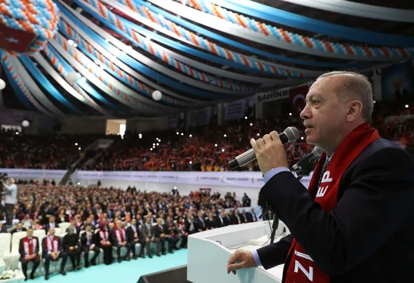 İşte AK Parti'nin manifesto şifresi: 94 ruhu - 3