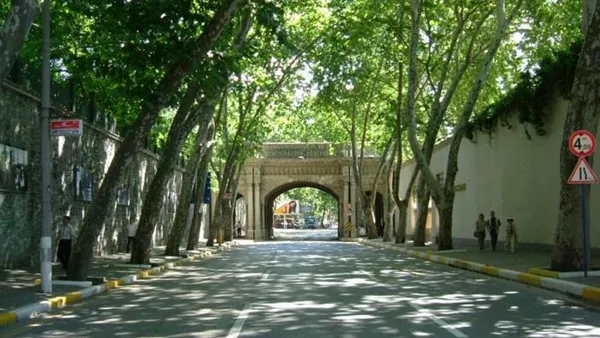 hincal-uluctan-chpli-ibb-baskani-ekrem-imamogluna-tepki-her-sey-cok-guzel-olacak-diye-geldi-1647756967140.jpg Hıncal Uluç'tan CHP'li İBB Başkanı Ekrem İmamoğlu'na tepki: 'Her şey çok güzel olacak' diye geldi... - 5