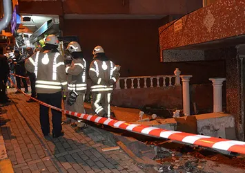Avcılar'da bir kişi yanarak can verdi
