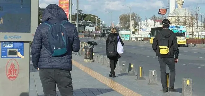 İstanbul’da sokağa çıkma yasağında yine aynı manzara! İşlerine gitmek için dakikalarca otobüs beklediler