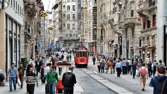 Bilim Kurulu Üyesi Ünal: Açık havada olmak virüsün bulaşmayacağı anlamına gelmiyor - 6