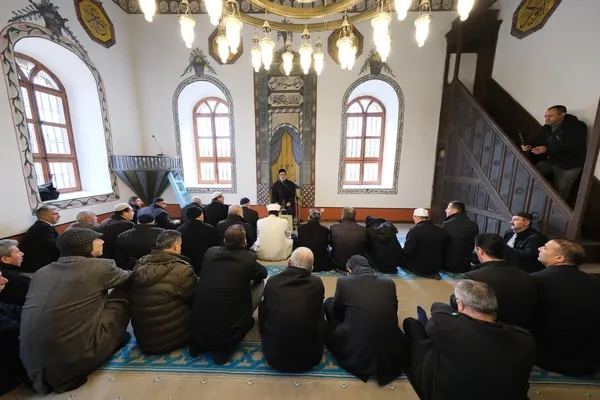 Osmanlı’nın son dönem eseri tarihi Karahoca Camii ibadete açıldı