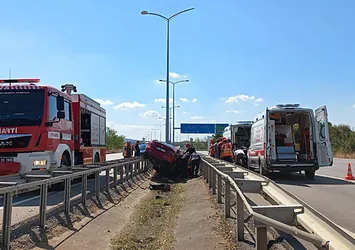 Balıkesir'de kaza! 2'si ağır 3 yaralı