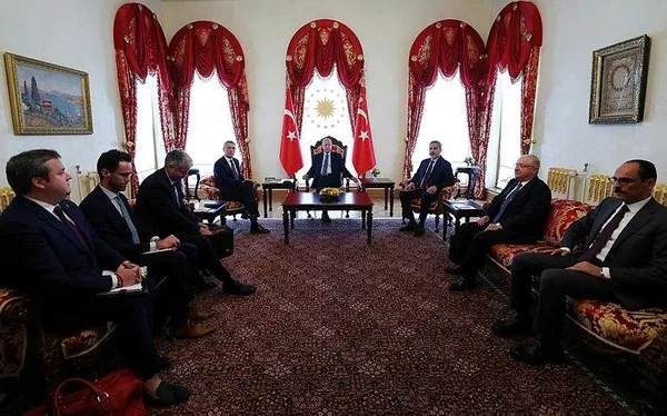 ajanslar-son-dakika-olarak-duyurdu-istanbuldaki-kritik-zirve-dunya-gundeminde-nato-turkiyenin-yanitini-bekliyo-1685944816233.jpeg Ajanslar "son dakika" olarak duyurdu! İstanbul'daki kritik zirve dünya gündeminde: NATO Türkiye'nin yanıtını bekliyor - 2