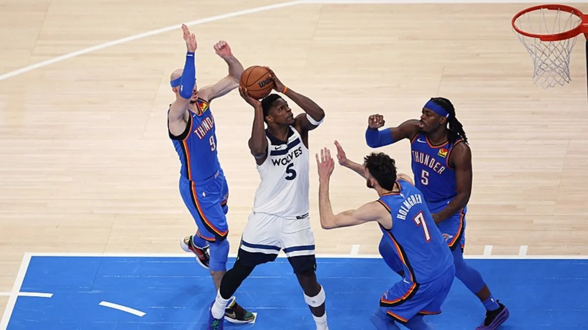 NBA'de ilk finalist Oklahoma City Thunder oldu