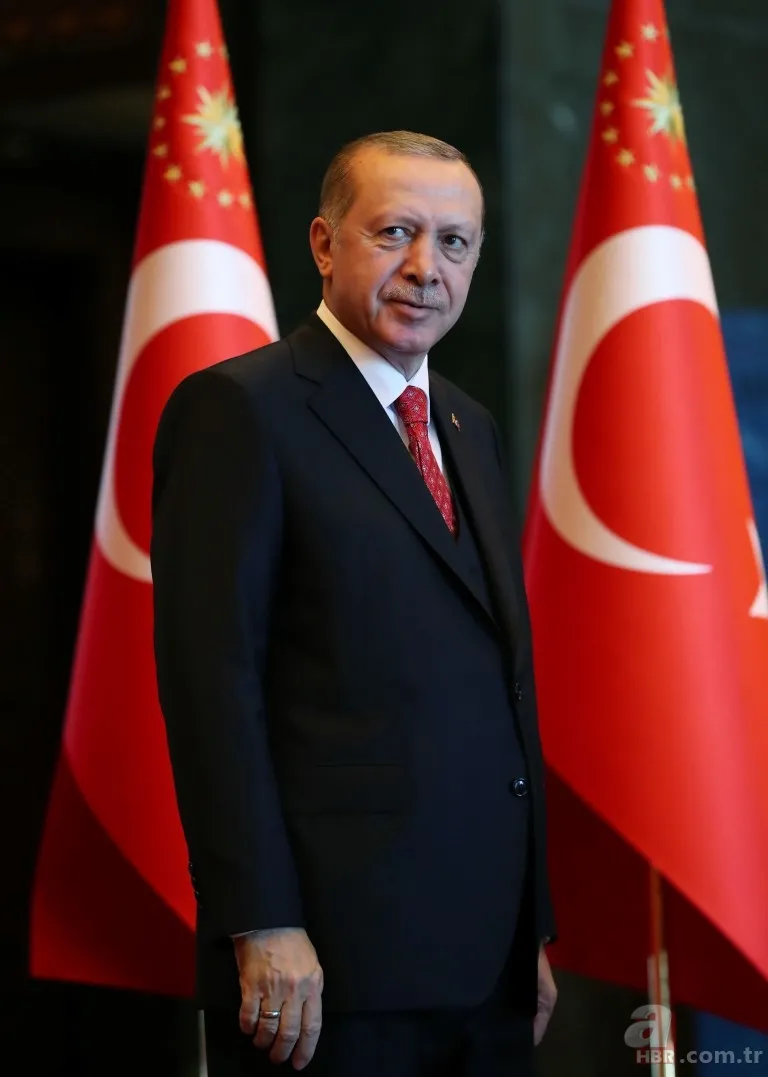 Külliye'deki törende Başkan Erdoğan'ın arkasında yer alan panonun önemi ne? 17