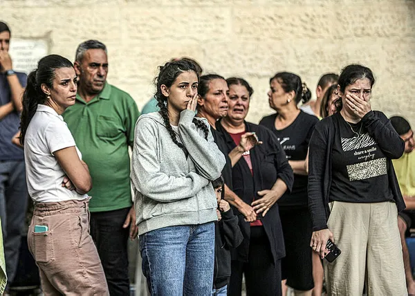 kudus-ortodoks-patrikhanesinden-tepki-israil-savas-sucu-isledi-1697795315302.jpg Kudüs Ortodoks Patrikhanesi’nden tepki: İsrail savaş suçu işledi | Rusya'dan kınama mesajı - 2