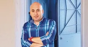 Eski eşini ihanetle suçladı