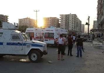 Mardin ve Diyarbakır'da polis araçlarına yönelik terör saldırısı