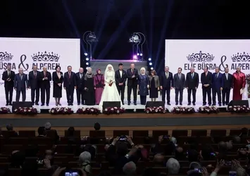 Başkan Erdoğan, Bekir Bozdağ'ın oğlunun nikah şahitliğini yaptı