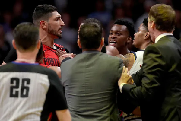 ABD’li avukat Robert Amsterdam FETÖ’cü Enes Kanter’in kirli bir yüzünü daha ortaya çıkardı: Silah şirketiyle bağlantını açıkla