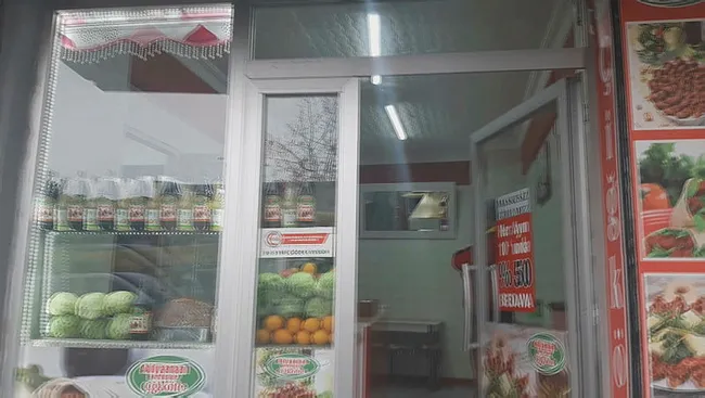 İstanbul’da baskın yapılan çiğ köfteci berber çıktı - 1