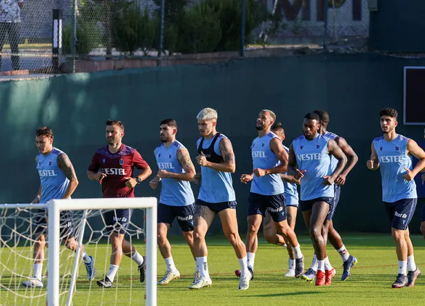 super-kupa-final-maci-ne-zaman-saat-kacta-2022-trabzonspor-sivasspor-maci-hangi-kanalda-yayinlanacak-1659098367660.jpg Süper Kupa final maçı ne zaman, saat kaçta? 2022 Trabzonspor Sivasspor maçı hangi kanalda yayınlanacak? - 6