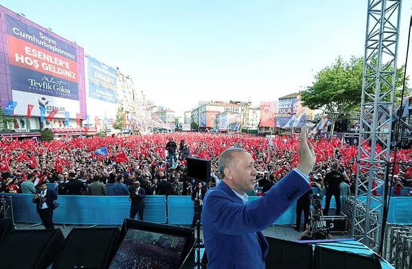 baskan-erdogandan-istanbulda-onemli-aciklamalar-koalisyon-pazartesi-gunu-savas-alanina-donecek-1685117929188.jpg Başkan Erdoğan'dan İstanbul’da önemli açıklamalar: Koalisyon pazartesi günü savaş alanına dönecek - 6