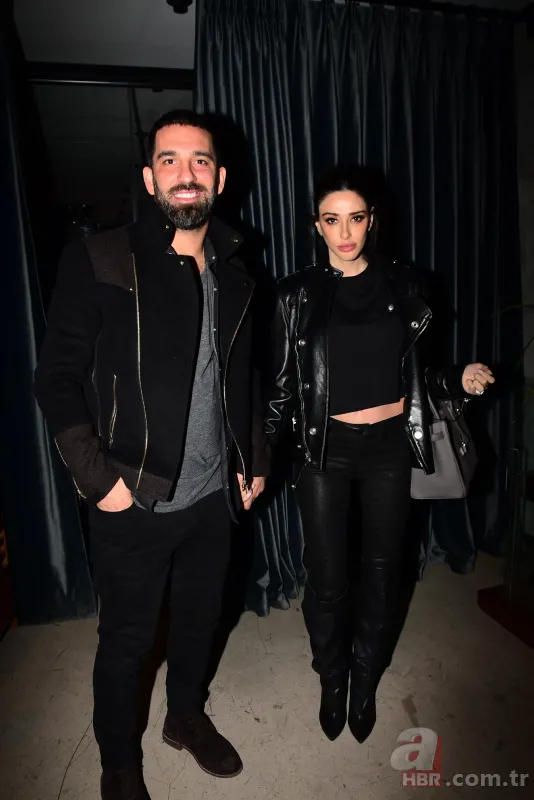 Ünlü futbolcu Arda Turan’ın eşi Aslıhan Doğan Turan estetiklerine bir yenisini daha ekledi: Yaptırmak için Arda’yı zor ikna ettim 12