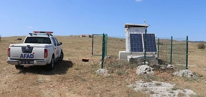 3 ayda 1400'den fazla kez sarsıldı! AFAD o ilçeyi yakın takipte! Deprem fırtınası