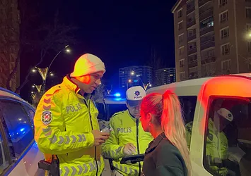 Nevşehir'de ehliyetsiz sürücü polisleri çileden çıkardı: Bu cezalar beni yıldırmaz