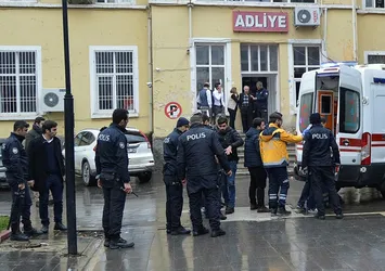 Adliyede polislere tahralı saldırı