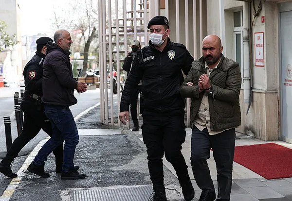 Çağlayan Adliyesi’ndeki terör saldırısını aydınlatma operasyonu! Gözaltına alınan şüpheliler hakkında kritik bilgilere ulaşıldı