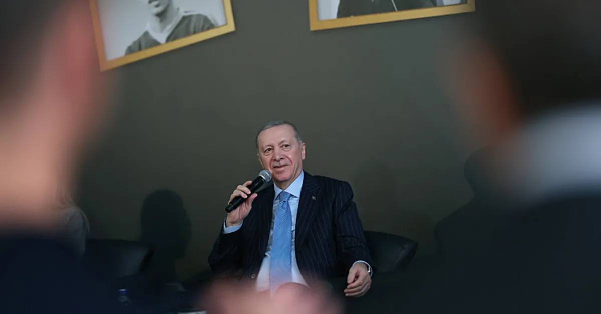 Başkan Erdoğan: Benim bayrağım yerde durmaz!