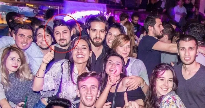 İYİ Parti'nin işsiz diye çıkardığı gencin eğlence fotoğrafları çıktı - 2