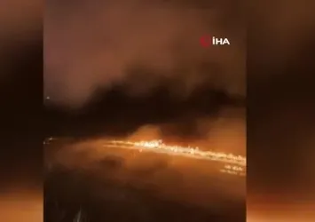 Şanlıurfa'da pamuk yüklü tır alev aldı
