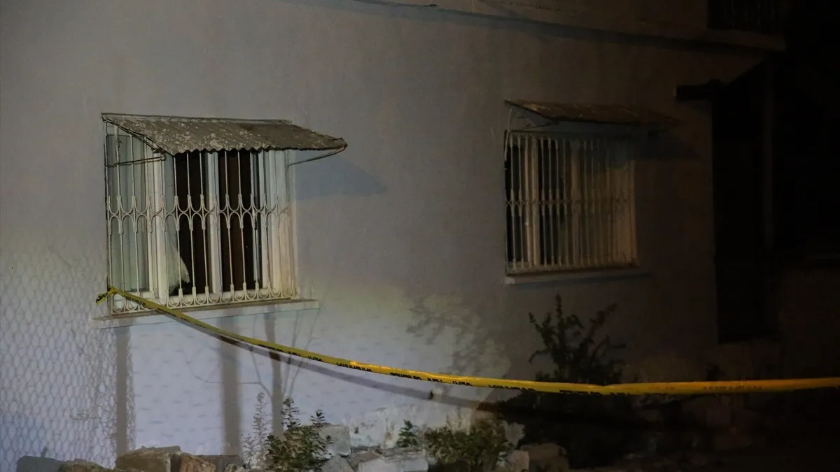 Hatay’da baltalı vahşet! Karısını öldürüp banyoya gömen cani eş tutuklandı