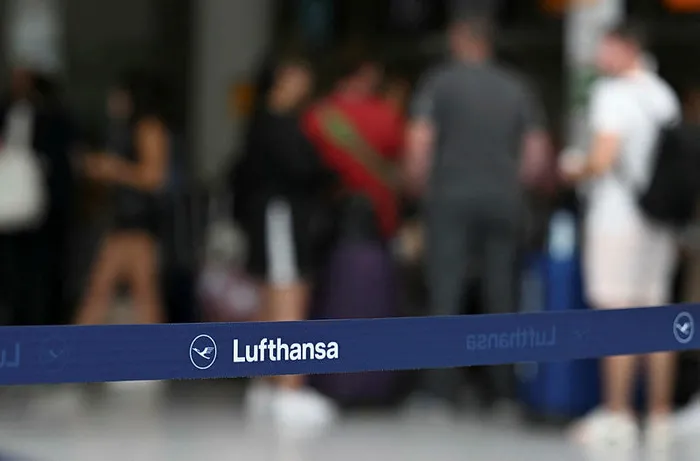 son-dakika-almanyada-lufthansa-pilotlari-greve-gidiyor-1659296921169.jpg SON DAKİKA | Almanya'da Lufthansa pilotları greve gidiyor - 2