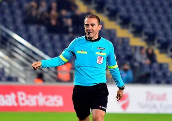 Olaylı Sivasspor Galatasaray maçının hakemi Özgüç Türkalp'den flaş karar! Resmen bıraktı