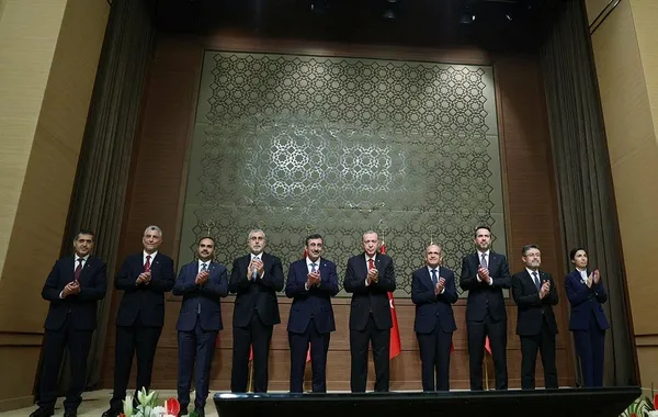 Ekonomide 3 yıllık yol haritası çizildi! Başkan Erdoğan’dan önemli açıklamalar: İstihdam, KKM hesapları, enflasyon, cari açık...