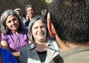 Paralel ve PKK'ya yakın isimlere sözleşme yok