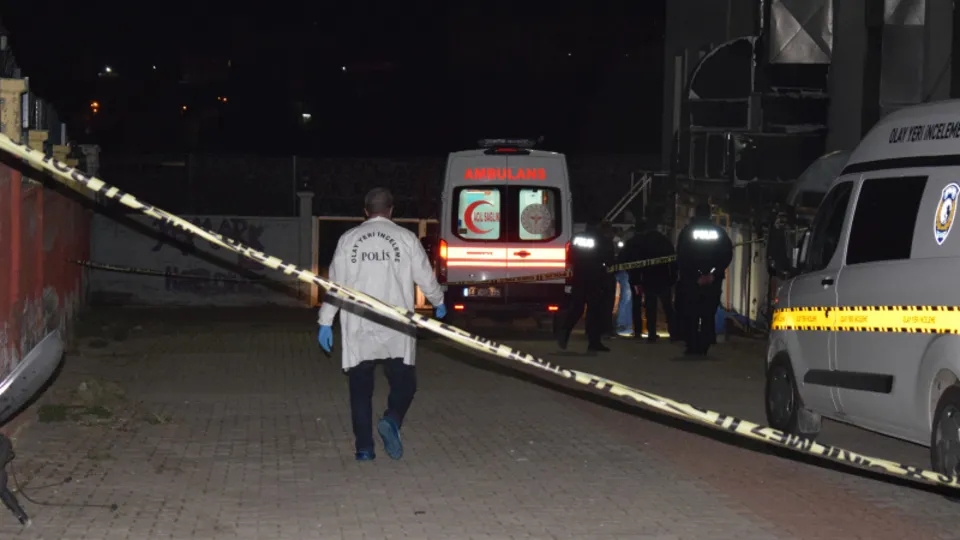 Malatya kız öğrenci yurdunda feci ölüm! 20 yaşındaki genç kız 7. kattan düşerek hayatını kaybetti