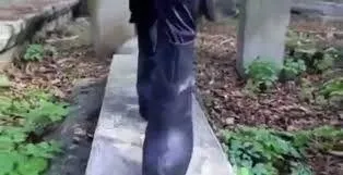 Mezarlıkta LGBT'li rezaleti! Video çektikleri gerekçesiyle gözaltına alınan iki kişi serbest - 2