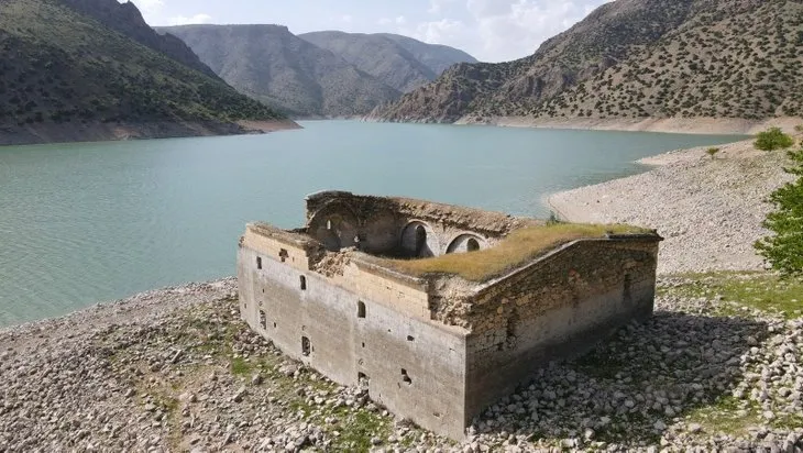 Son dakika | Bir tarih sular çekilince ortaya çıktı! Yapısını halen daha koruyor