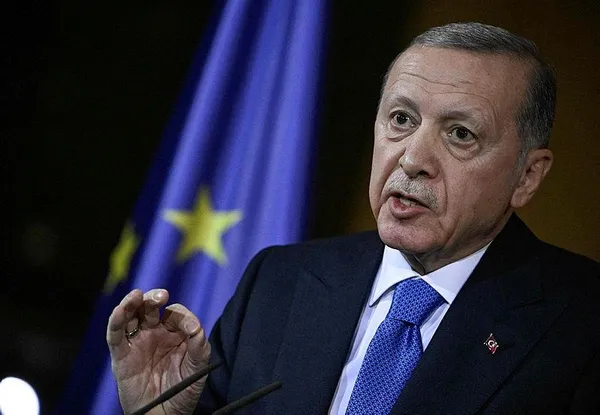 baskan-erdogandan-almanya-donusu-flas-mesajlar-1700310645220.jpeg Başkan Erdoğan'dan Almanya dönüşü flaş mesajlar: Filistin, İsrail'in nükleer silahları, Netanyahu, Eurofighter, Almanya'daki FETÖ'cüler ve yeni Anayasa... - 10