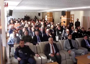 Ezanı güzel okumak için yarıştılar