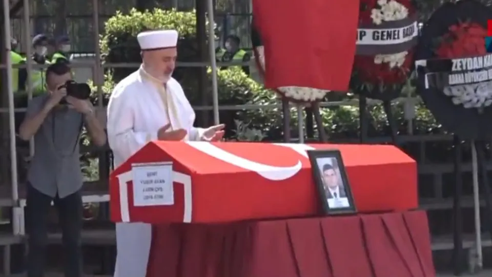 Kaza şehitlerine veda