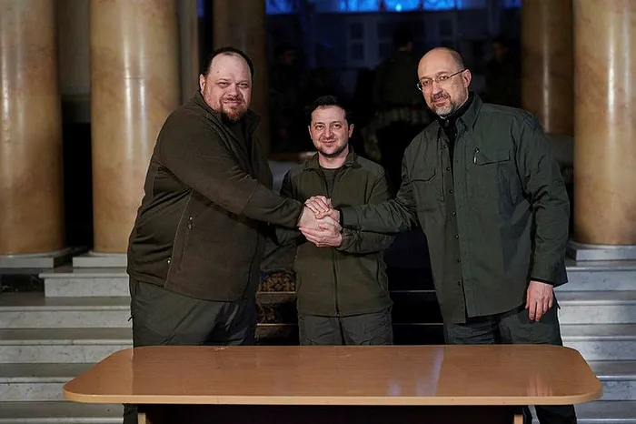 Ukrayna Başkanı Zelenskiy Kiev’den kaçtı mı? İddialara yanıt geldi