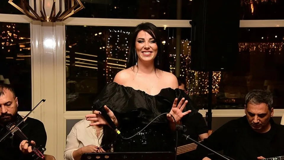 Seren Serengil’den kendisine hakaret yağdıran Tuğçe Tayfur’a dava!