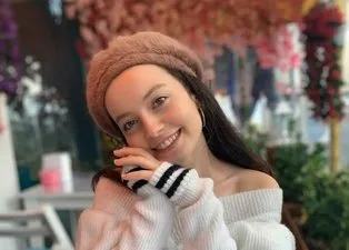 İçimizdeki Ateş’in Bahar’ı Gizem Arıkan makyajsız haliyle hayran bıraktı! Güzelliğine beğeni yağdı