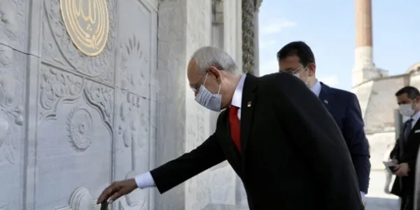 ibbnin-su-zammi-teklifi-ertelendi-insani-su-kullanim-hakkinin-iptal-edilme-teklifi-ise-reddedildi-1622472900440.jpg İstanbul'da su zammı yapıldı mı? CHP'li İstanbul Büyükşehir Belediyesi'nin suya zam teklifi AK Parti ve MHP gruplarının oylarıyla ertelendi - 5