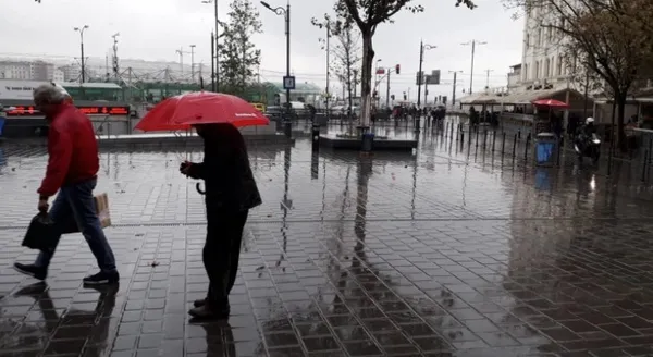 Meteoroloji’den son dakika sağanak ve soğuk hava uyarısı! Hangi illere yağmur yağacak? İşte 5 günlük hava durumu