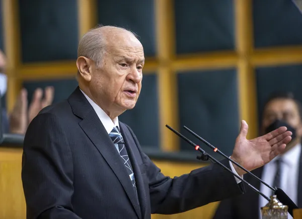 son-dakika-mhp-grup-toplantisi-devlet-bahceliden-onemli-aciklamalar-1642491845631.jpg Son dakika: MHP Grup Toplantısı | Devlet Bahçeli'den önemli açıklamalar - 1